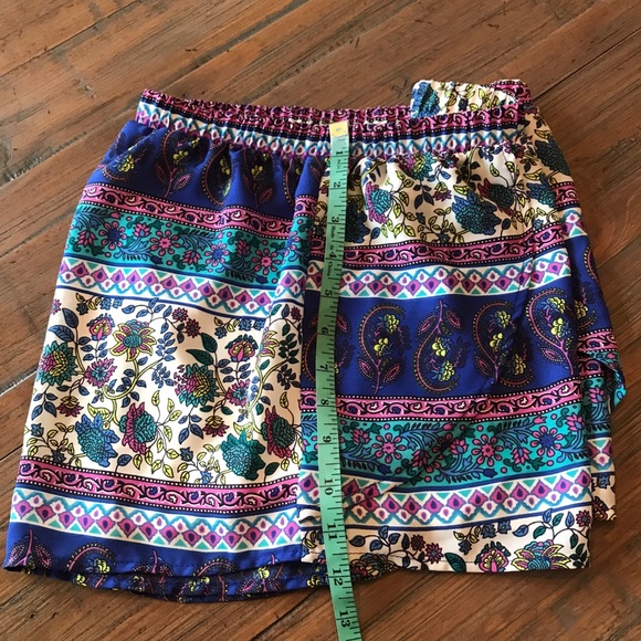 NWT Peach Love size M paisley & floral shorts - Picture 13 of 13